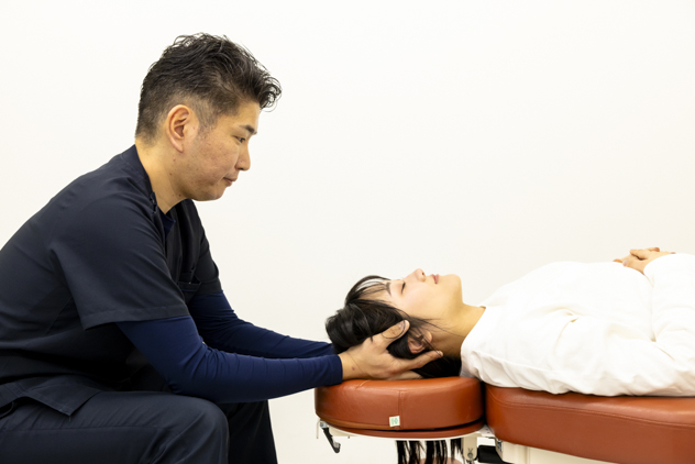 眼精疲労の施術