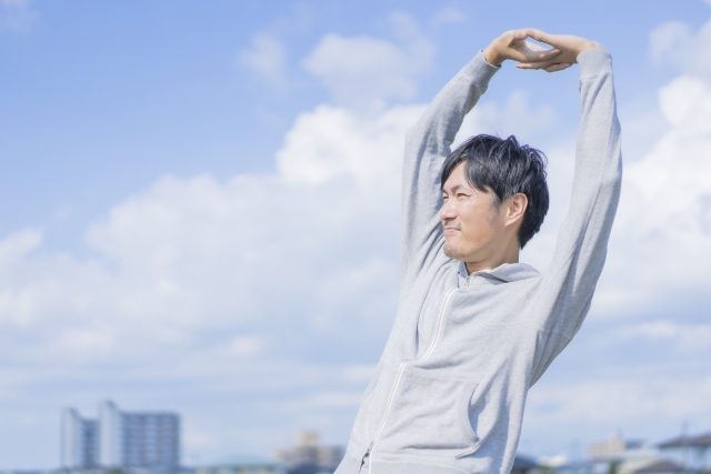 肩甲骨の痛みが治った人の明るい未来