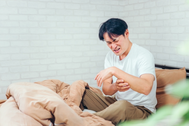 上腕骨内側上顆炎