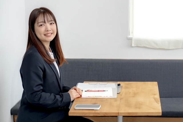 巻き肩が治った人の明るい未来